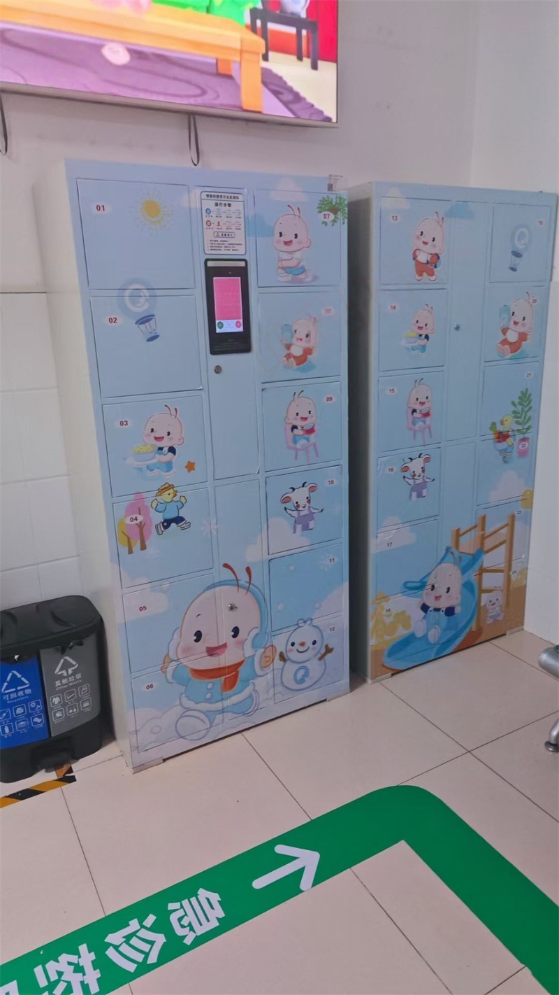 Intelligent storage cabinet